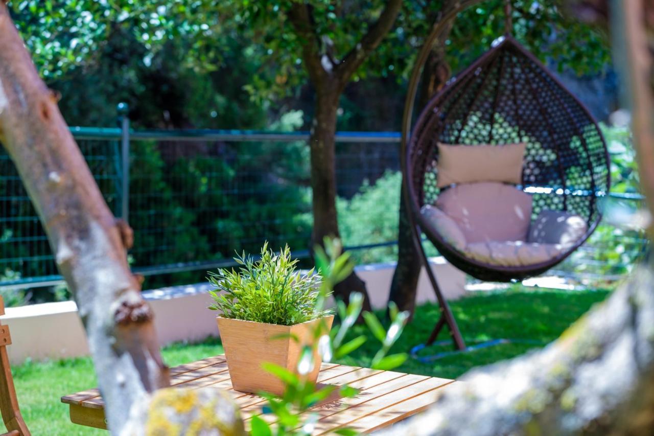 Almyros Aktis Private Garden Apartment 卡拉马塔 外观 照片