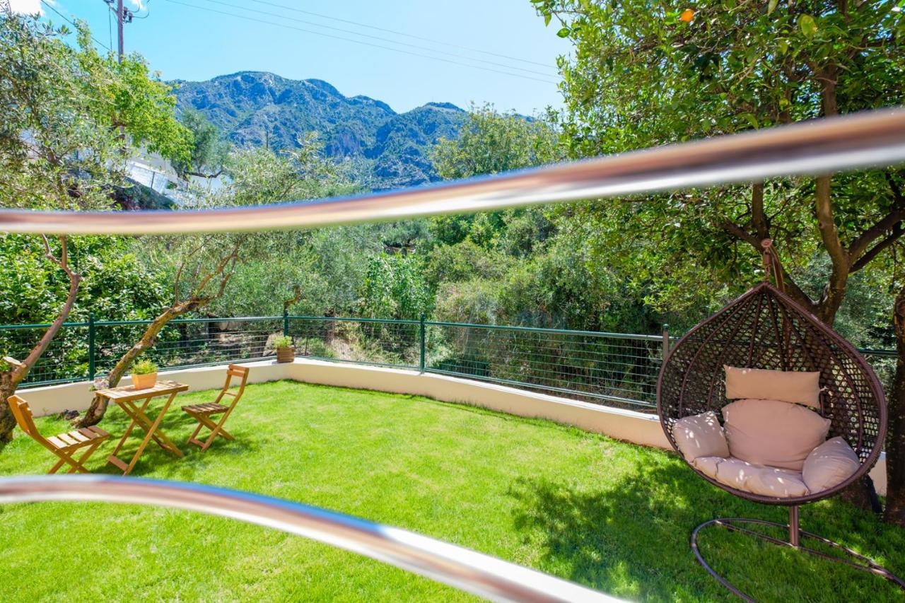Almyros Aktis Private Garden Apartment 卡拉马塔 外观 照片