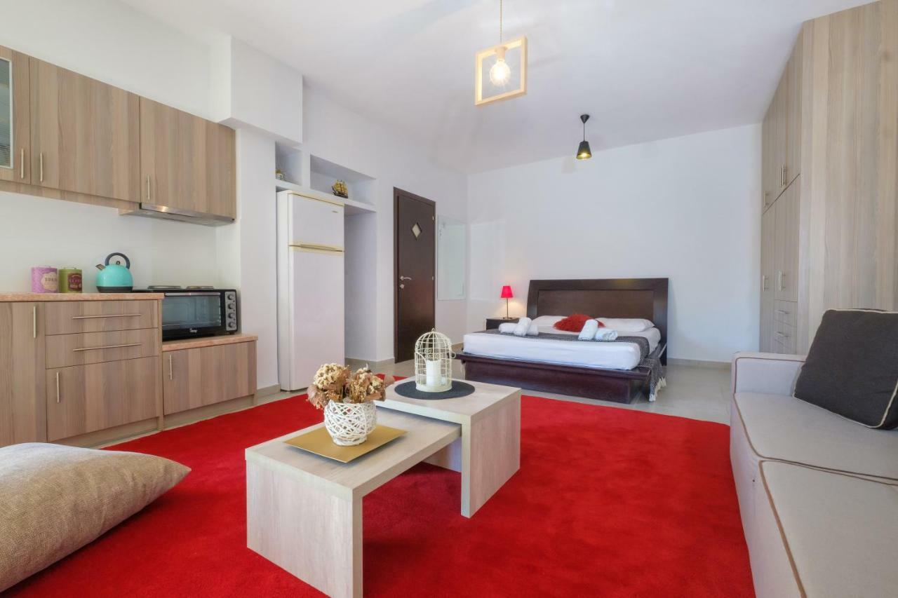 Almyros Aktis Private Garden Apartment 卡拉马塔 外观 照片