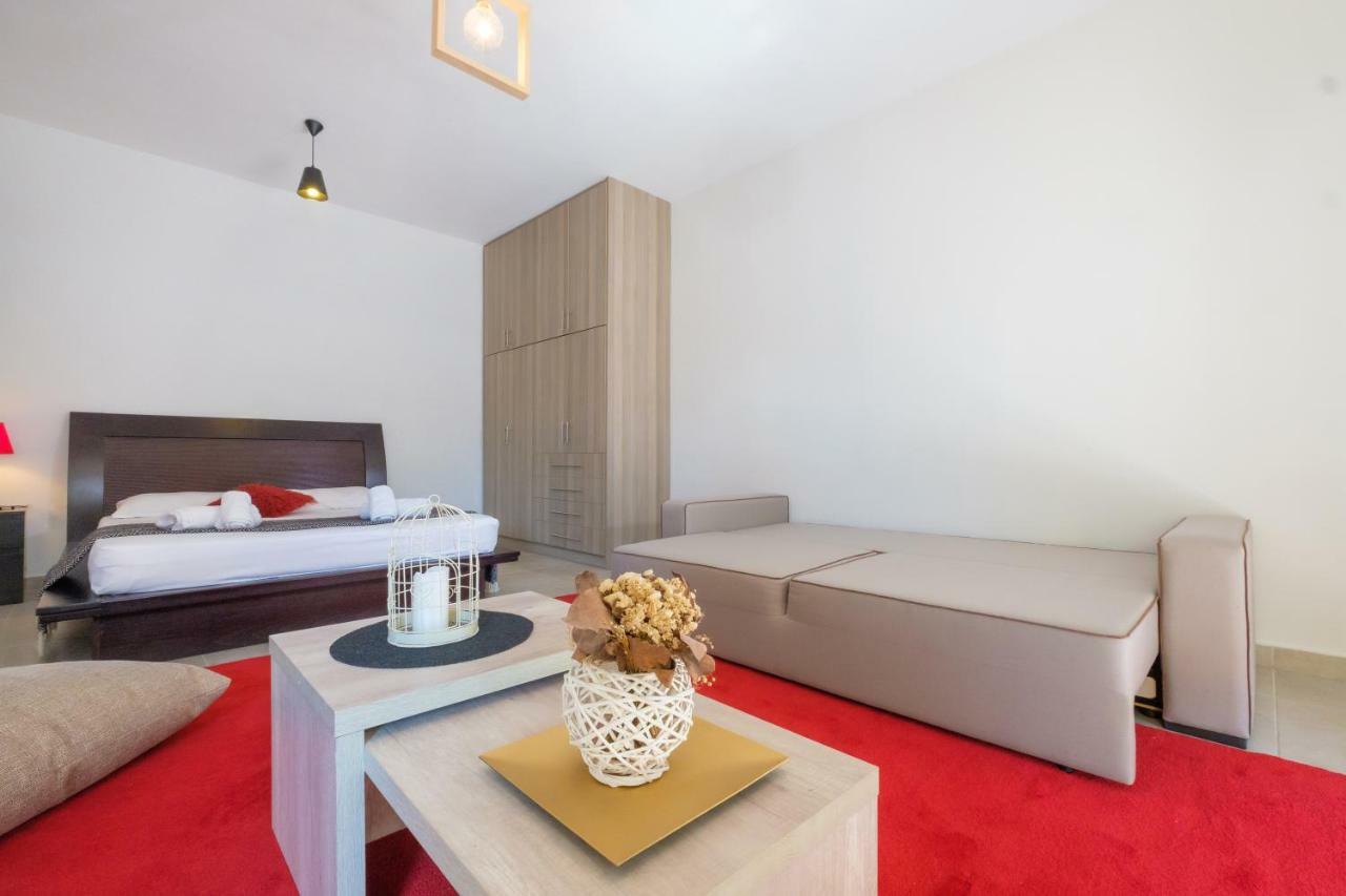 Almyros Aktis Private Garden Apartment 卡拉马塔 外观 照片